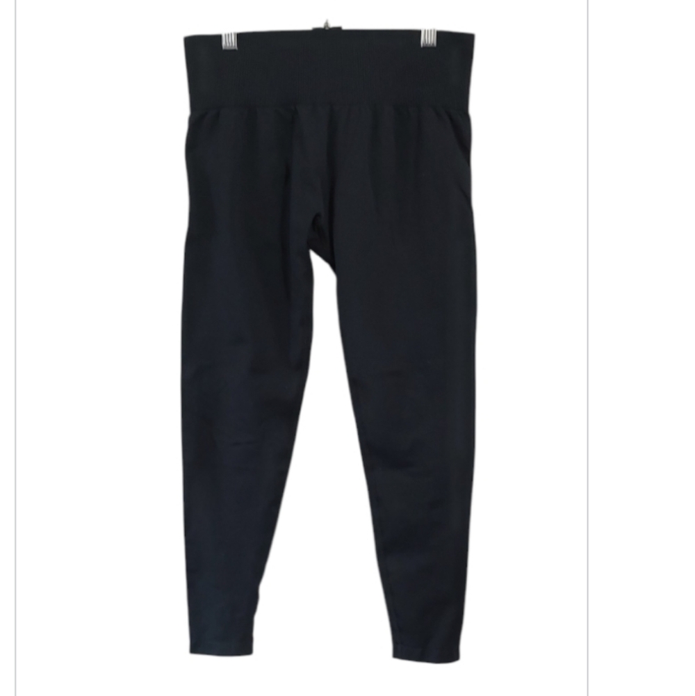 HALARA Classic Black Leggings